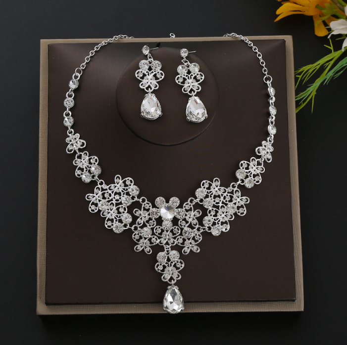 Beautiful Bride Necklace Set