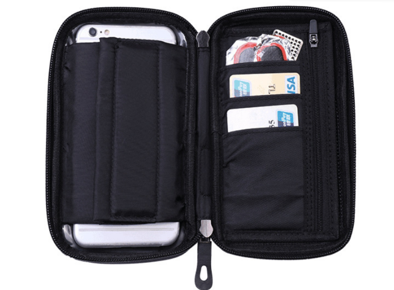 Waterproof Phone Bag Image 1