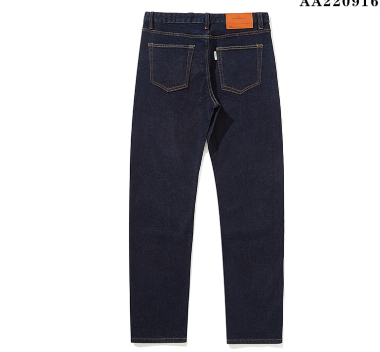Street Loose Jeans Model View