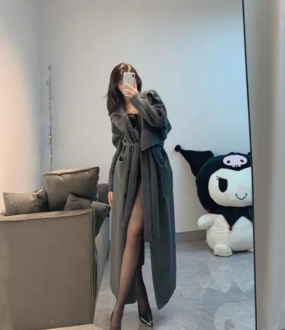 Mixed Color Belt Sweater Jacket - Image 3
