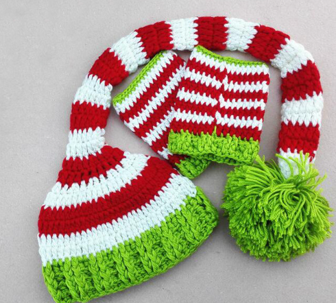 Newborn Sweater Set Image 2