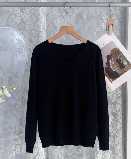 Cashmere Sweater Image 2
