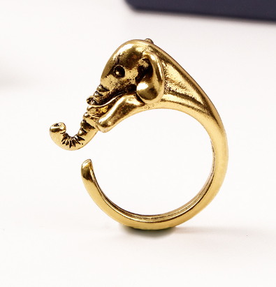 Couple Elephant Ring
