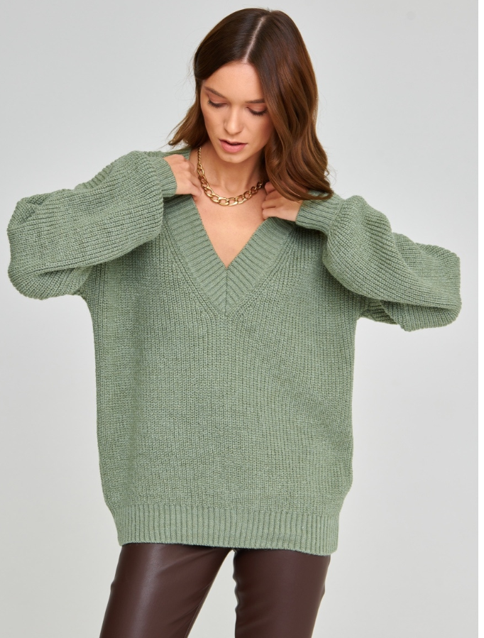 Women's Sweater Image 7