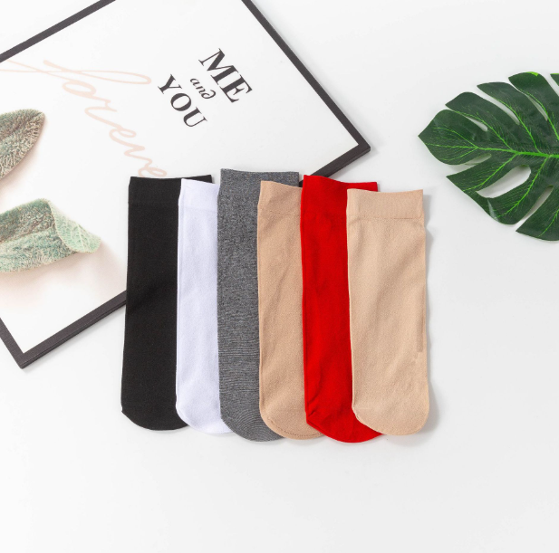 Women's Short Socks 3