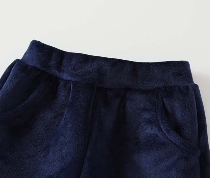 Plush and thick warm clothes for boys ins (one set)
