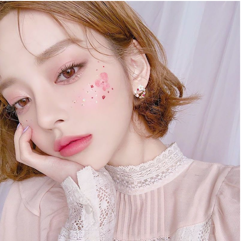 Flower Ring Stud Earrings Design