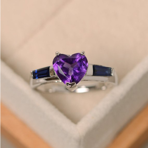 Heart-Shaped Purple Diamond Ring Image 2