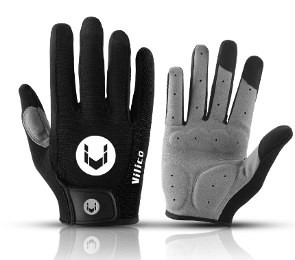 Glove Detail 1