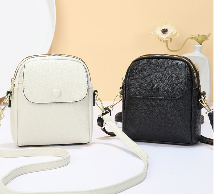 Vintage Leather Women's Fashion Multipurpose Backpack - White