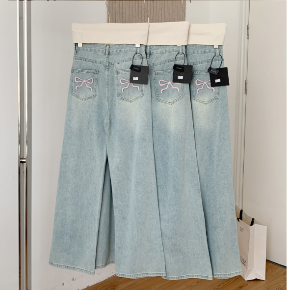 Detailed View of Bow Tie Jeans