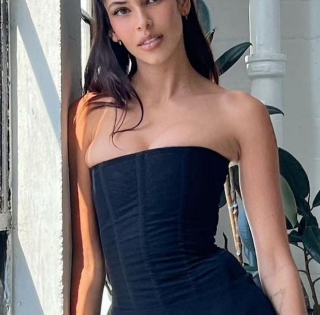 Corset in Black Color