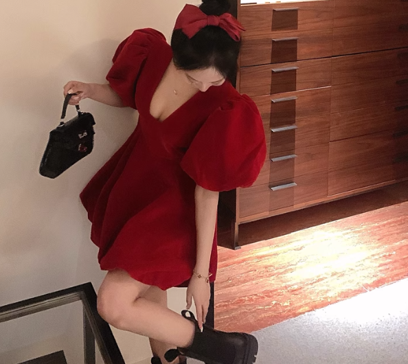 Vintage Fugitive Princess Dress Style