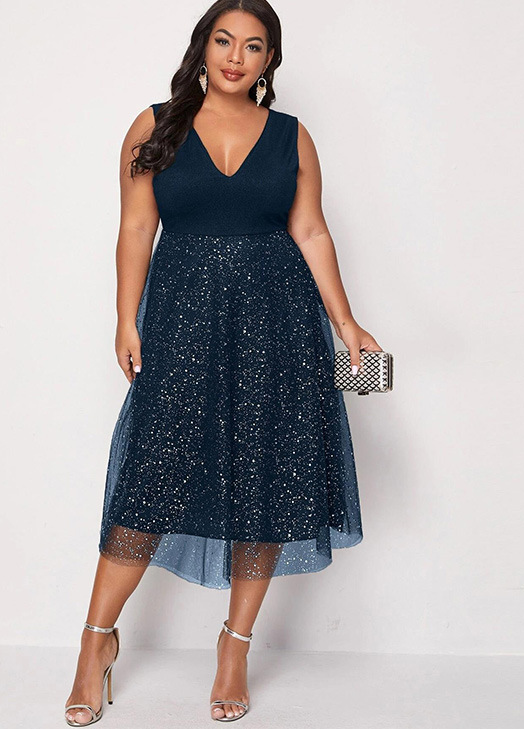 Elegant Dress Image 2