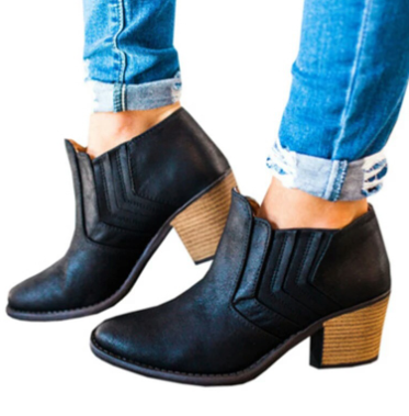 Chelsea Boots Image 4