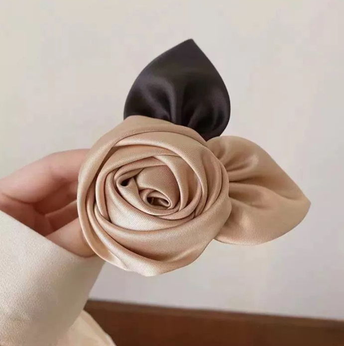Flower Hairpin 3