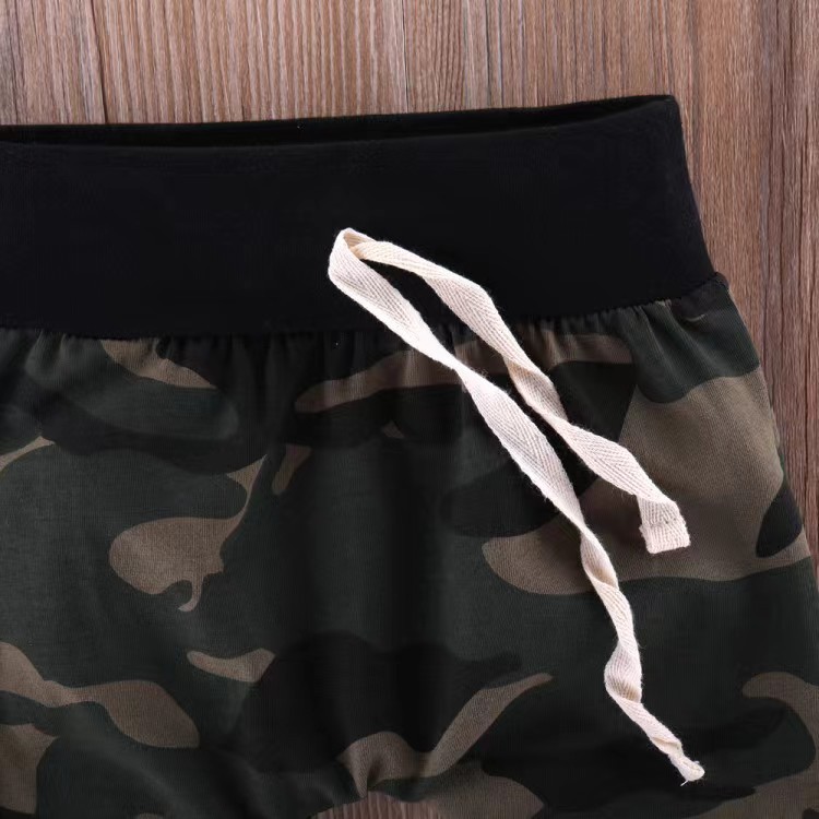 Outfit detail