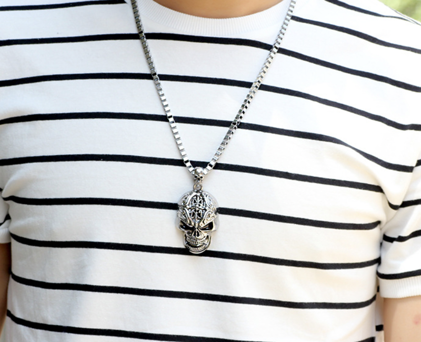 3D Skull Pendant Necklace Image 3