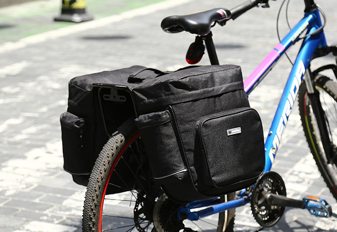 Bike Pannier Bag Image 5