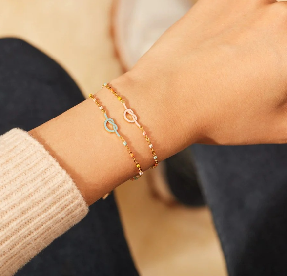 Mother & Daughter Knot Bracelet - Image 3