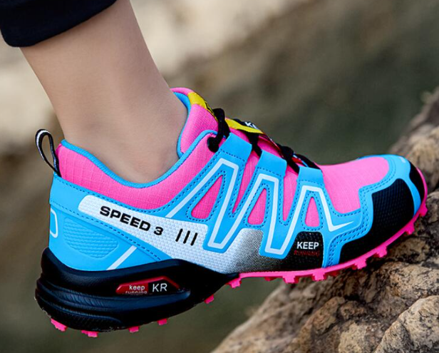 Women's Sports Shoes