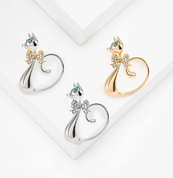 Cat Brooch - Silver