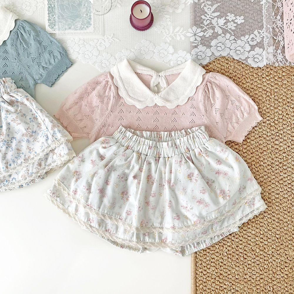 Baby Girl Floral Shorts Image 2