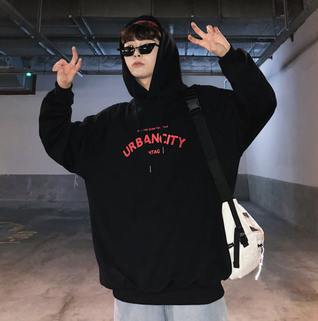 Suéter con capucha Image 4