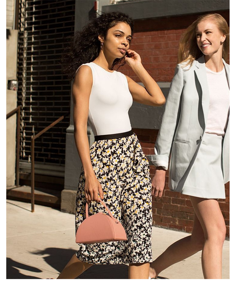 Bucket Bag Image 2