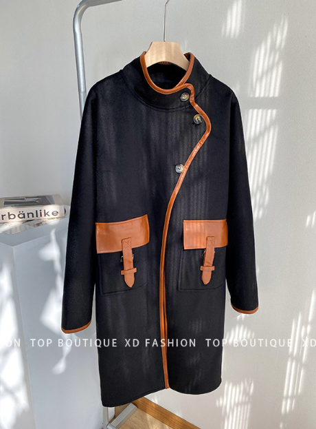 Small Woolen Coat side view