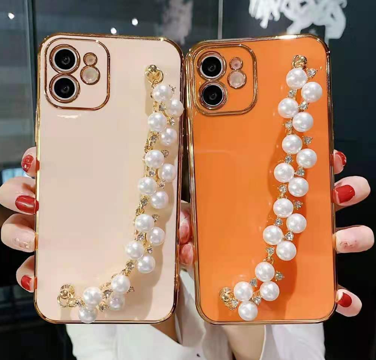 Rhinestone Pearl Bracelet Image 2