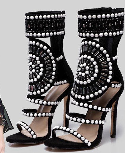 Elegant Design of Water Rhinestone Sandals