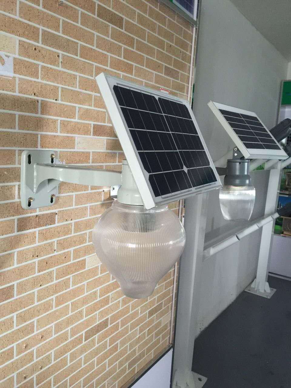 Solar Apple and Peach Lamp