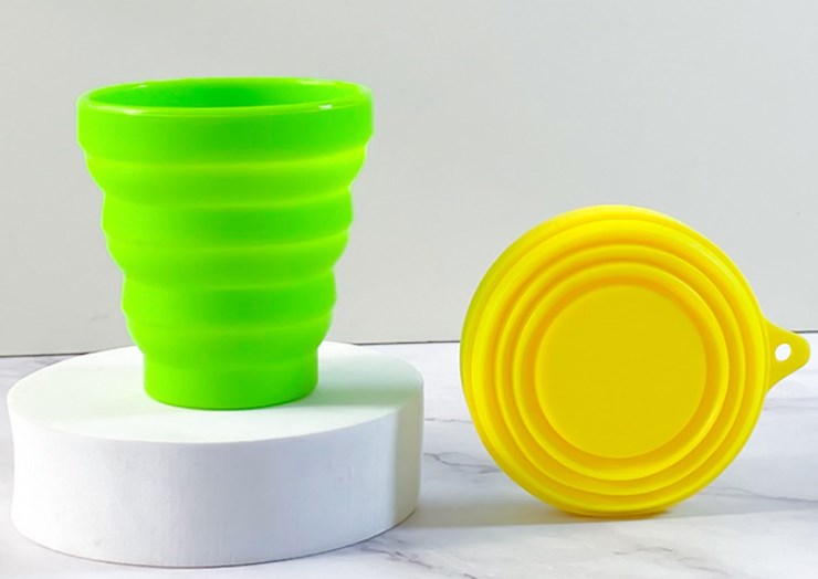 Folding Cup Image 1