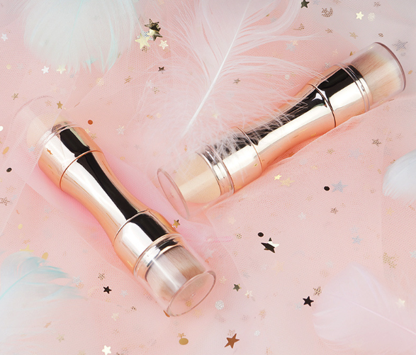 Compact Makeup Brush