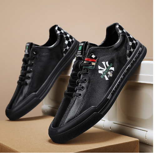 High-Top Canvas Shoes 3
