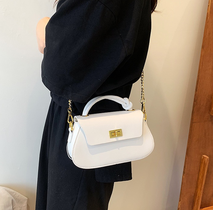 Fashion Women's Bag Image 1