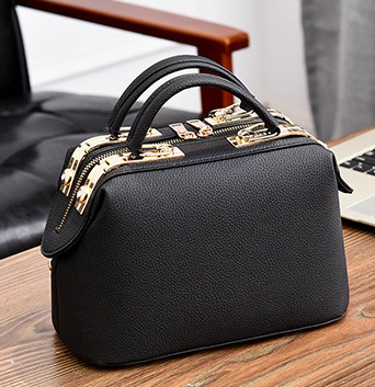 Stylish Handbag Image 5