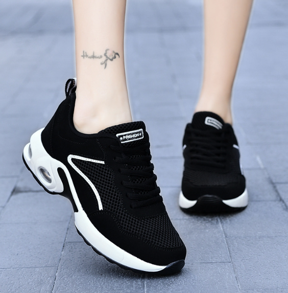 Women's Sports Shoes - Black