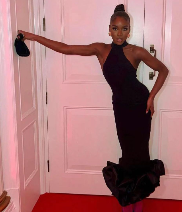 Elegant Sleeveless Cascading Skirt Party Dress 2