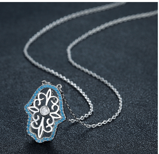 Vintage Necklace Image 2