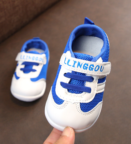 Baby Walking Shoes Image 1