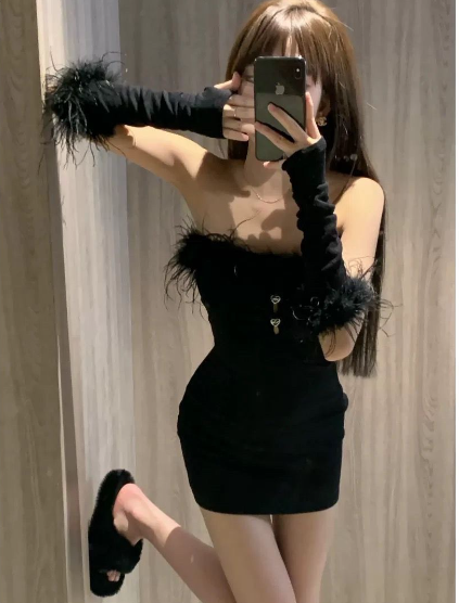 Gold Velvet Dress Image 2