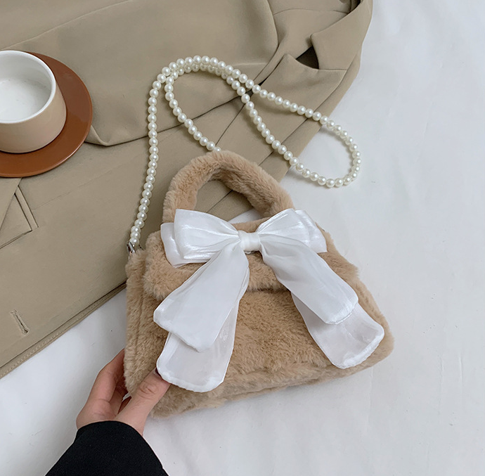 Bucket Bag Image 4
