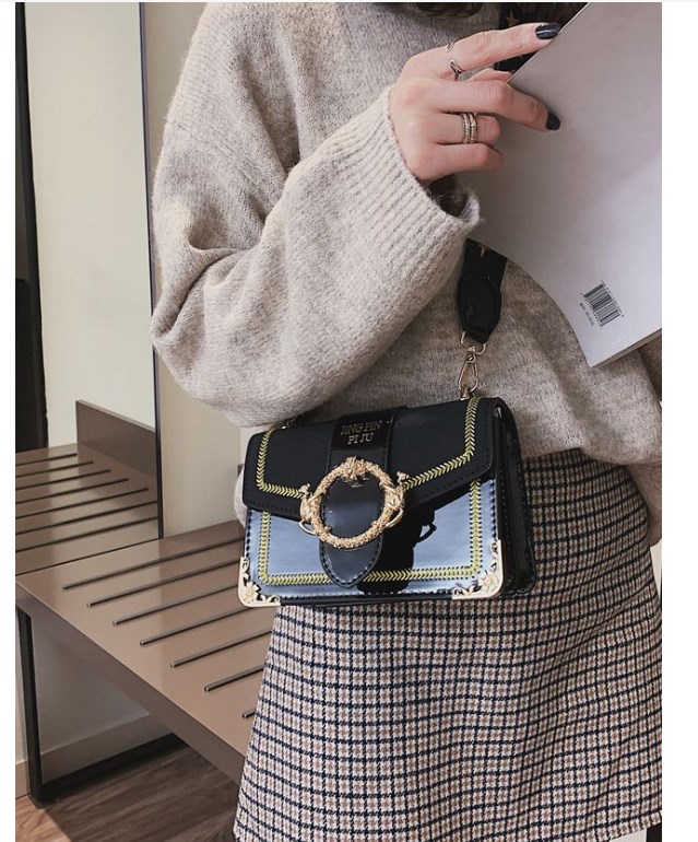 Chic Bag with Car Stitching Detail