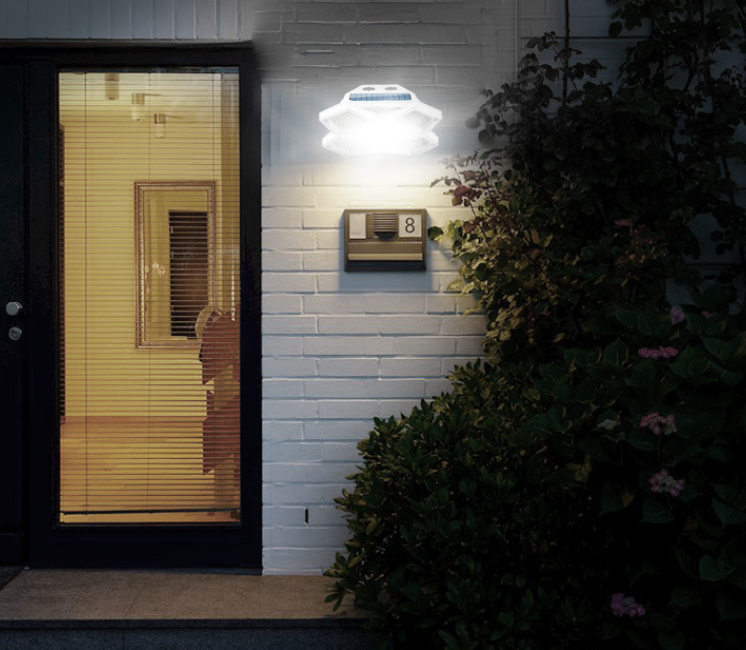 Solar Outdoor Wall Light Image 1