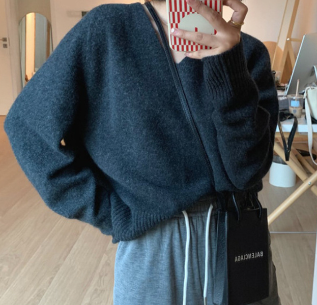 Sweater Image 5