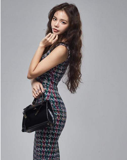 Sleeveless Midi Dress 7