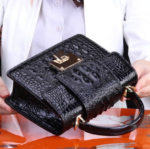 Stylish Crocodile Pattern Bag