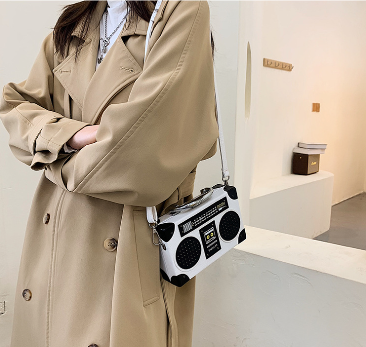 Stylish Handbag Image 1